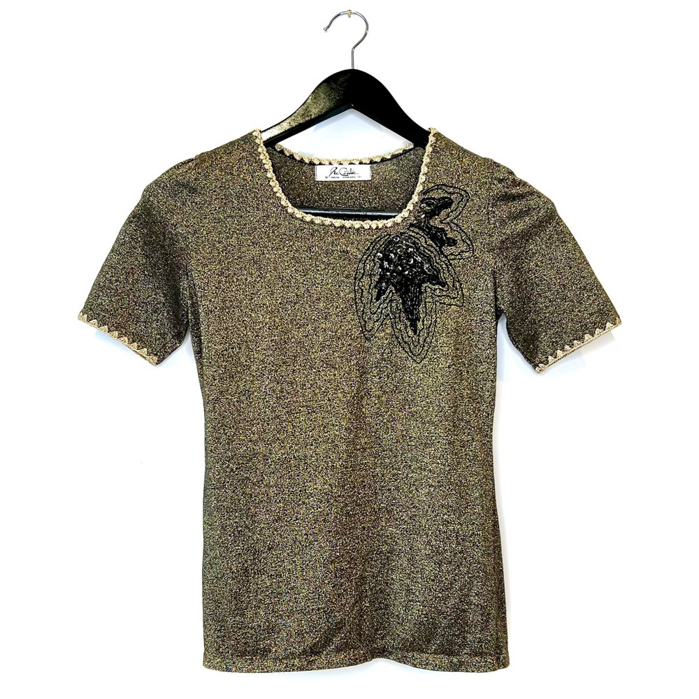 RE CENTRE top gold